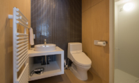 Yorokobi Lodge En-suite Bathroom | Hirafu, Niseko