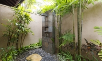 Villa Santai Sorga Outdoor Shower | Ungasan, Bali