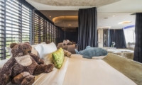 Iniala Beach House Iniala Penthouse King Size Bed with View | Natai, Phang Nga