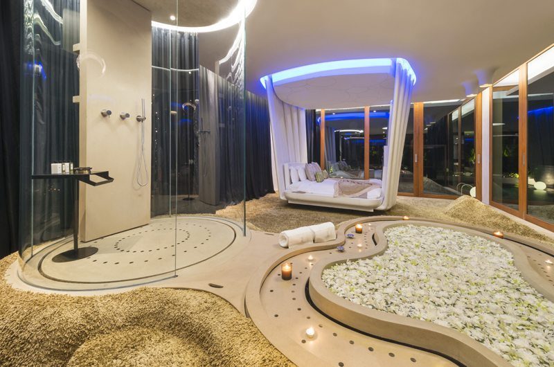 Iniala Beach House Iniala Penthouse Bedroom and En-suite Bathroom | Natai, Phang Nga