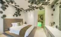 Iniala Beach House Villa Siam Bedroom and En-suite Bathroom | Natai, Phang Nga