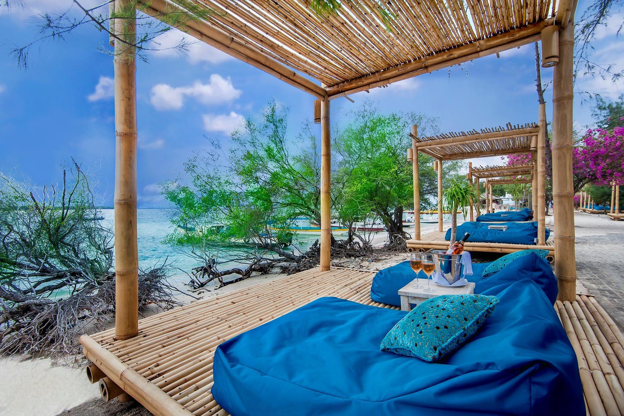 Top 5 Bars in Gili Meno Lombok