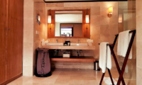 Akara Villas 8 Bathroom One | Seminyak, Bali
