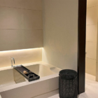 Soori Residence En-Suite Bathroom with Bathtub | Tabanan, Bali