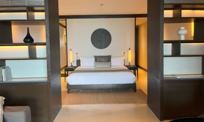 Soori Residence Bedroom with Show Pieces | Tabanan, Bali