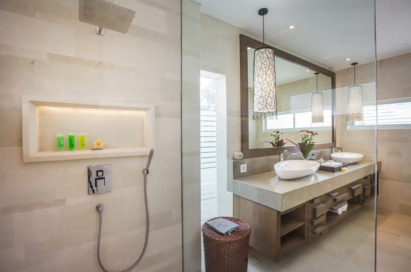 Villa Kajou En-suite Bathroom | Seminyak, Bali