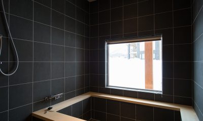 The Orchards Niseko Zakuro Bathroom View | St Moritz, Niseko