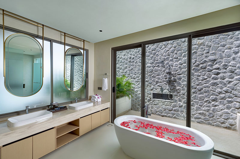 Phuket Theaquila 114