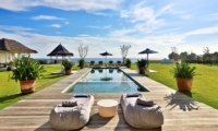 Villa Putih Swimming Pool | Nusa Lembongan, Bali