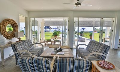 Villa Putih Indoor Living Area | Nusa Lembongan, Bali