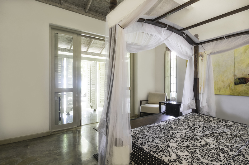 Satin Doll Bedroom with Seating Area | Galle, Sri Lanka