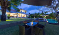 The Uma Villa Outdoor Dining Table | Canggu, Bali