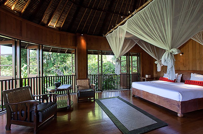 Villa Waru Bedroom with Seating | Nusa Dua, Bali