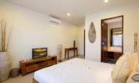 Villa Amelia King Size Bed | Legian, Bali