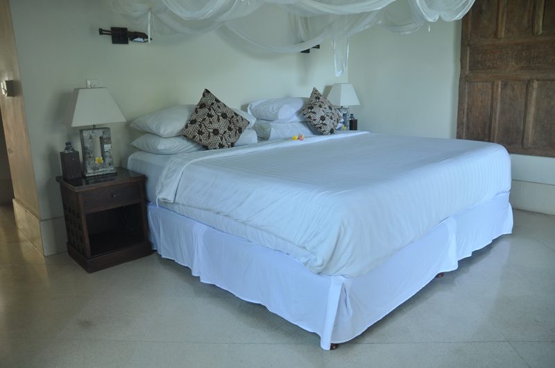Villa Perle King Size Bed | Candidasa, Bali