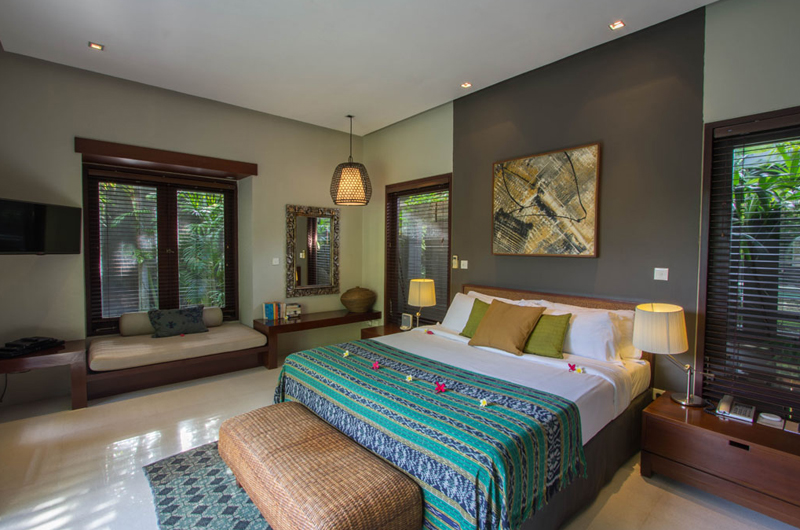 Chimera Green Spacious Bedroom | Seminyak, Bali