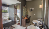 Chimera Tiga En-suite Bathroom | Seminyak, Bali