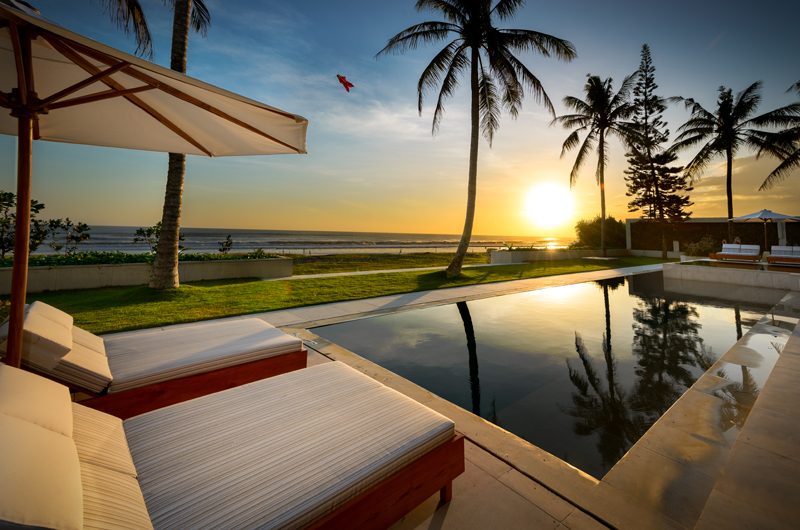 Villa Vedas Sun Loungers | Tabanan, Bali