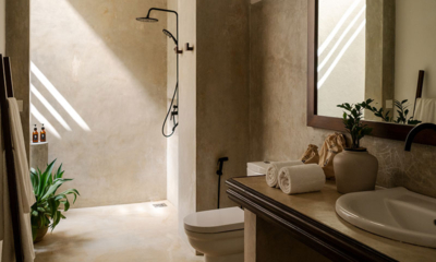 Mimosa Hill Bathroom Three | Dickwella, Sri Lanka
