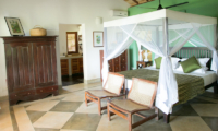 Wetakeiya House Bedroom and En-suite Bathroom | Dickwella, Sri Lanka