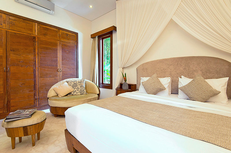 Lataliana Villas Villa La Bedroom | Seminyak, Bali