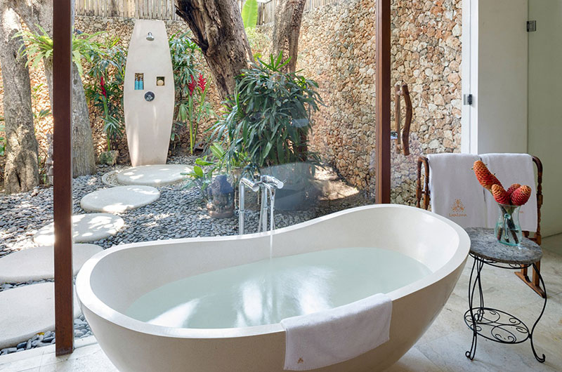 Lataliana Villas Villa La Bathtub | Seminyak, Bali