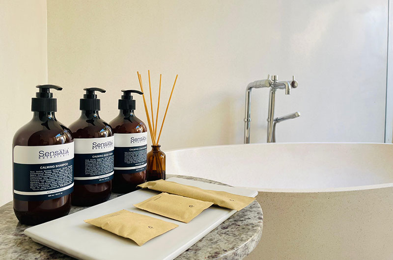 Lataliana Villas Villa La Bathtub View | Seminyak, Bali