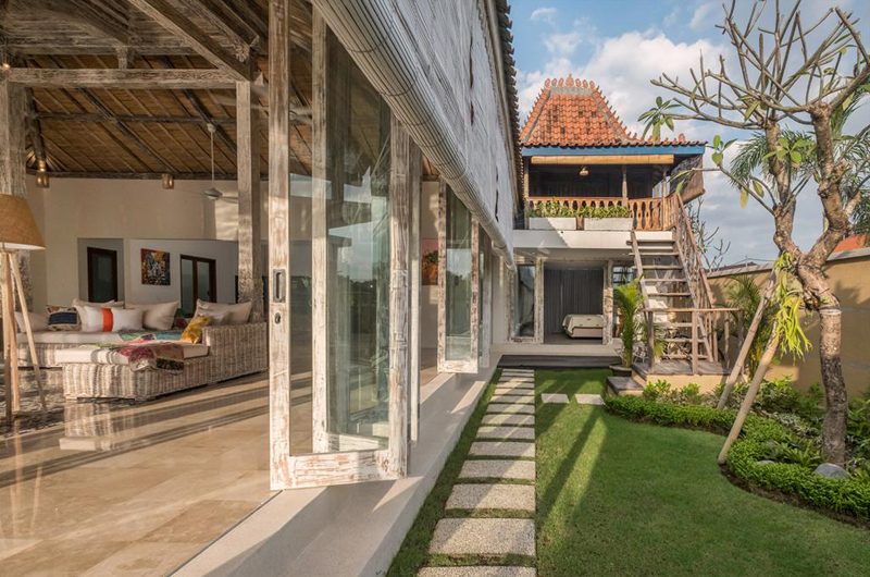 Villa Manggala Living Area with Garden View | Canggu, Bali