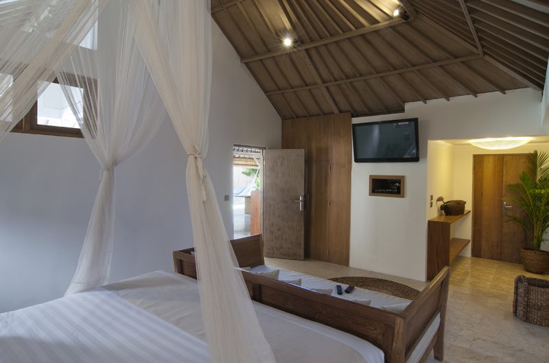 Villa Rabu Bedroom with Sofa | Seminyak, Bali