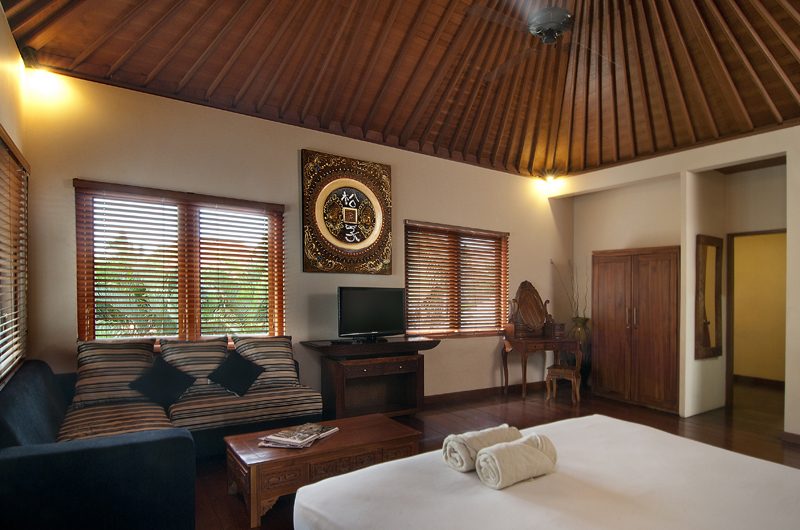 Villa Selasa Bedroom with TV | Seminyak, Bali