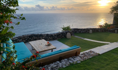 Villa Sol Y Mar Outdoor Lounge with Sea View | Uluwatu, Bali