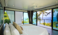 Villa Shadow Spacious Bedroom with Sea View | Chaweng, Koh Samui