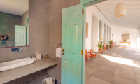 Ishq Villa Bathroom with Mirror | Talpe, Sri Lanka