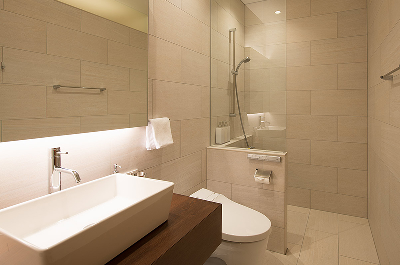Kazahana Bathroom | Hirafu, Niseko