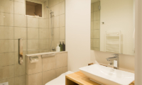 Yuzuki Bathroom with Shower | Hirafu, Niseko
