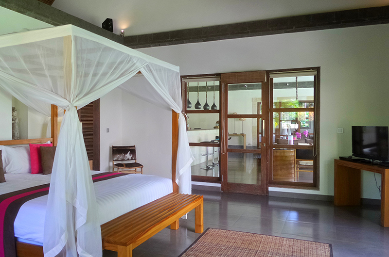 Villa Bamboo Bedroom with TV | Ubud, Bali