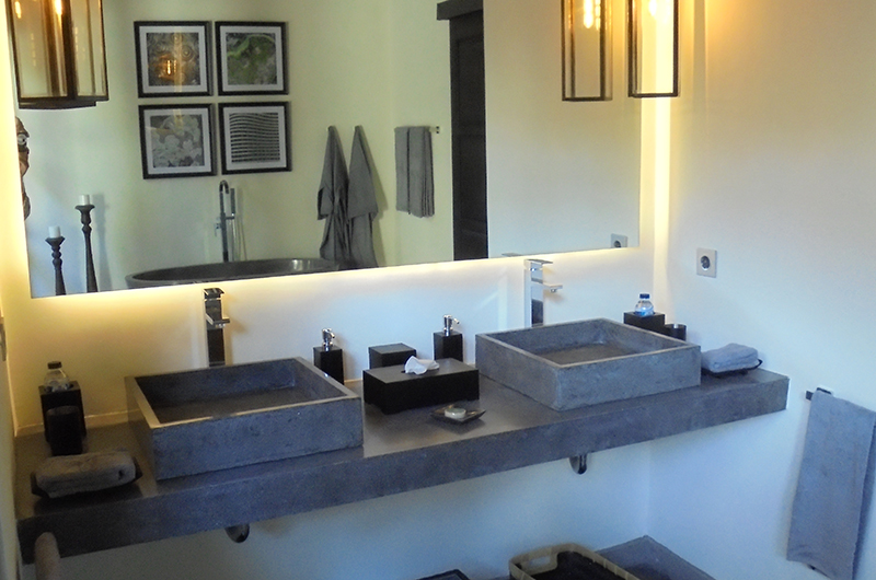 Villa Condense Bathroom | Ubud, Bali