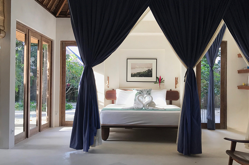 Villa Samudera Spacious Bedroom | Nusa Lembongan, Bali