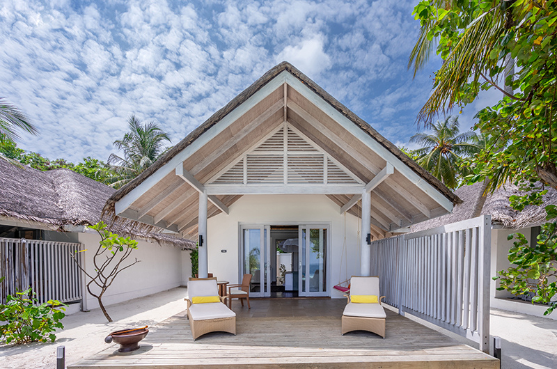 Amaya Kuda Rah Beach Villa Outdoor Area | South Ari Atoll, Maldives