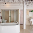 Amaya Kuda Rah Family Duplex Bathroom with Bathtub | South Ari Atoll, Maldives