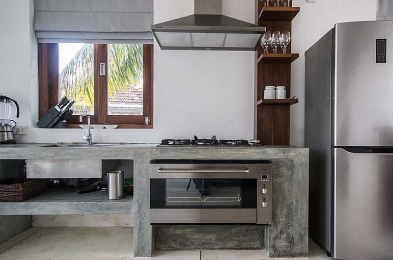 Skinny Beach House Kitchen | Talpe, Sri Lanka