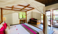 Villa Bamboo Bedroom with Four Poster Bed | Ubud, Bali