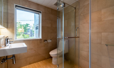 Fubuki Fubuki Two Bathroom One | Hirafu, Niseko