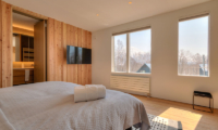 Silver Dream Bedroom with TV | Hirafu, Niseko