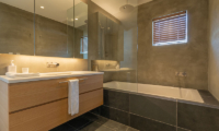 Silver Dream Bathtub | Hirafu, Niseko