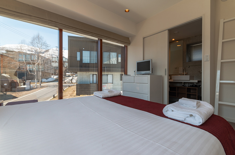 Yuki Ten Bedroom with TV | Hirafu, Niseko