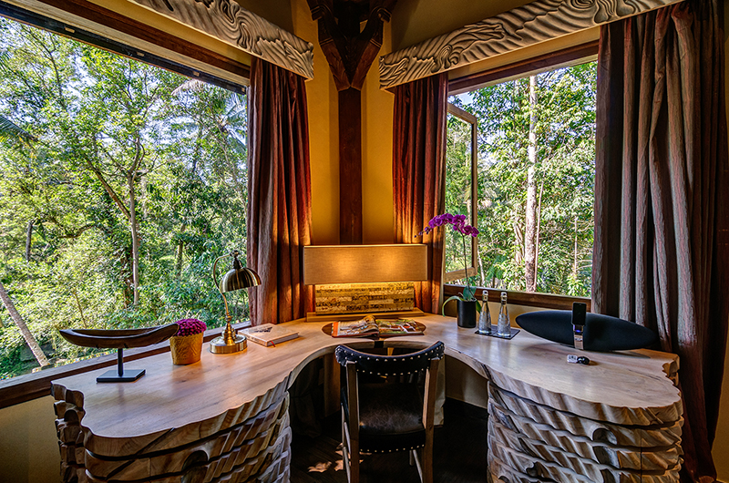 Permata Ayung Permata Bridal Chalet Study Table | Ubud, Bali