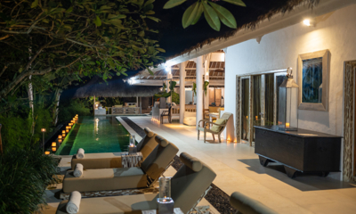 Sungai Jungle Villas Pool Side Loungers | Tabanan, Bali