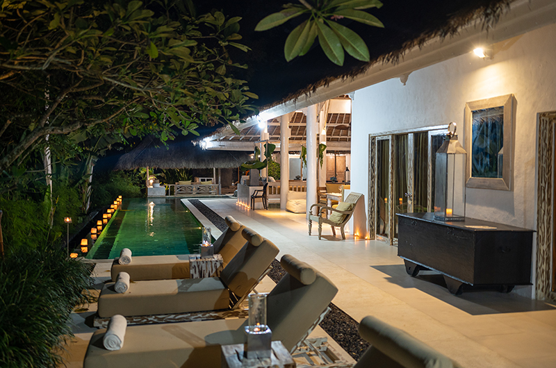 Sungai Jungle Villas Pool Side Loungers | Tabanan, Bali