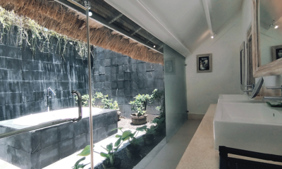 Sungai Jungle Villas Sungai Jungle One Bathroom One | Tabanan, Bali